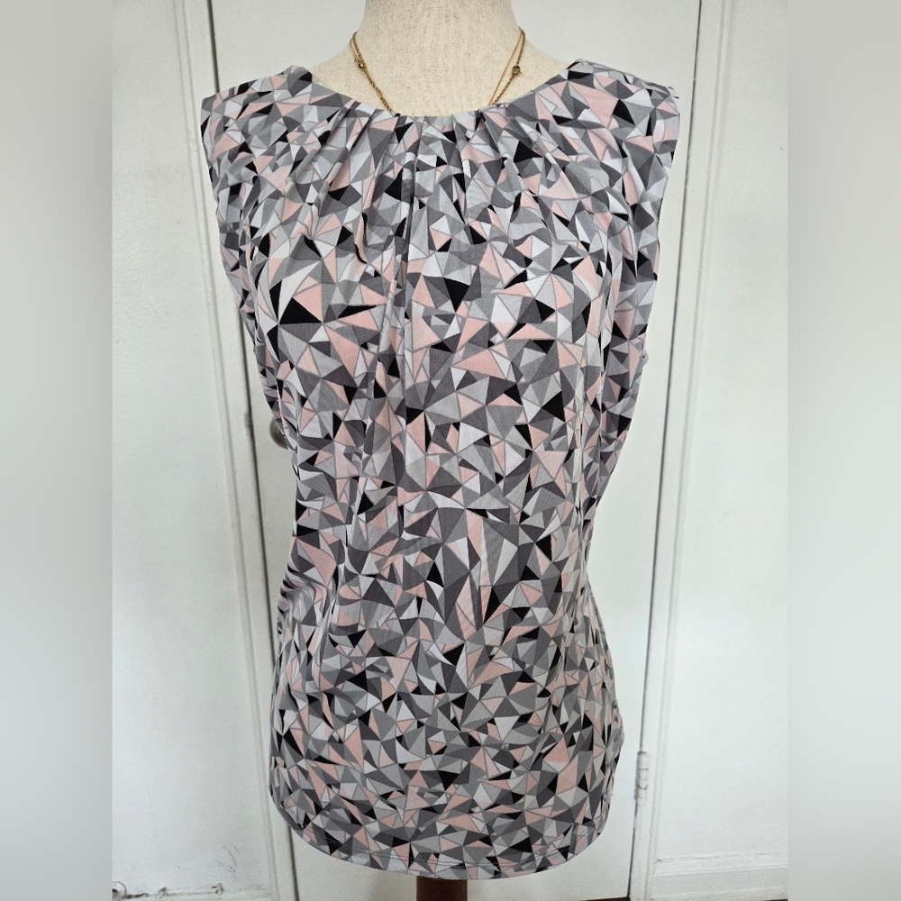 Calvin Klein Pink and Gray Geometric Pattern